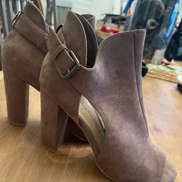 Perry loves Kenny Heel Open Toe Fashion Boots - Picture 2 of 5